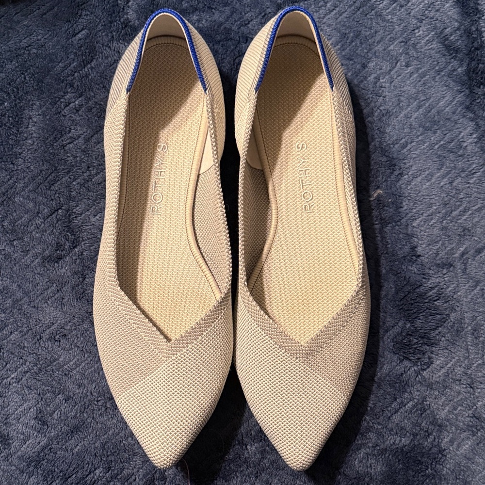 Rothy's grey Pointed Flats